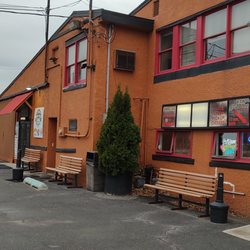 Budds Pizza Cafe & Sports Hub - Outside Parking Lot View