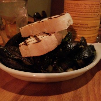 Bettola Bistro - Happy Hour Mussels! Awesome deal! - Italian Near Me - Denver, Colorado Bettola Bistro - Happy Hour Mussels! Awesome deal! - Italian Near Me - Denver, Colorado