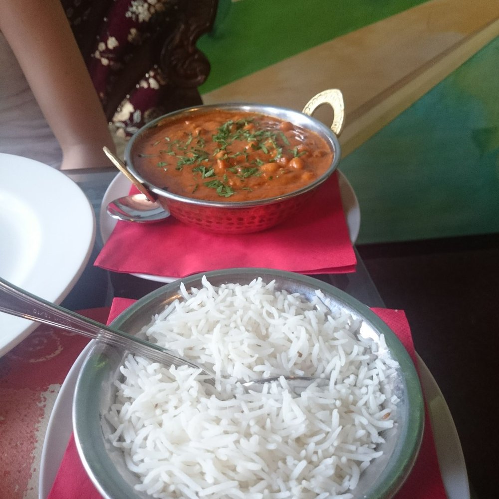 Agra - Kichererbsen-Curry - Indian Near Me - Dresden, SN Agra - Kichererbsen-Curry - Indian Near Me - Dresden, SN