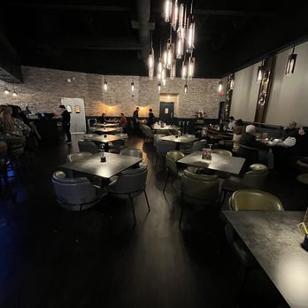 Resilience Viet Kitchen & Bar - Dining area - Cocktail Bars Near Me - Houston, Texas Resilience Viet Kitchen & Bar - Dining area - Cocktail Bars Near Me - Houston, Texas