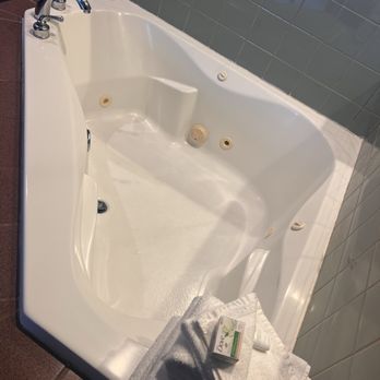 La Quinta by Wyndham Modesto Salida - Hot tub from the 2nd stay room 306 - Hotels Near Me - Salida, California La Quinta by Wyndham Modesto Salida - Hot tub from the 2nd stay room 306 - Hotels Near Me - Salida, California