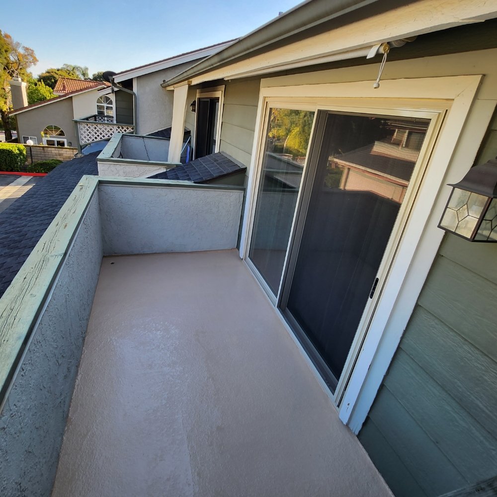 Slide of HYT Construction