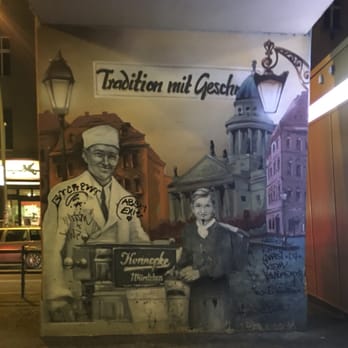 Konnopke's Imbiß - Food Stands Near Me - Berlin, BE
