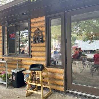 Garduno's - the outside of a restaurant - Mexican Near Me - Eagle, Colorado