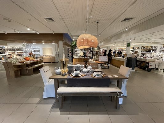 Crate & Barrel by null