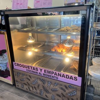 Yodaly Bakery - Display - Cuban Near Me - San Antonio, Texas