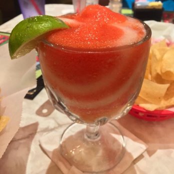 Chuy's - Strawberry swirl frozen margarita - Tex-Mex Near Me - Orlando, Florida
