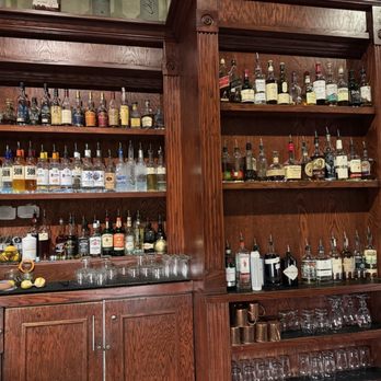 Henry's Pub - Wall of Whiskey - American Near Me - Loveland, Colorado