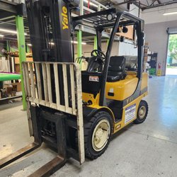 Forklift rental