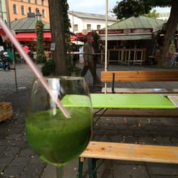 Schenk und Schmidt - Grüner Smoothie am Viktualienmarkt  :-)