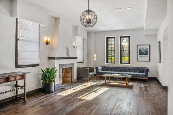 Hyatt House Sacramento / Midtown by null