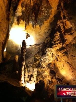 Ruby Falls by null