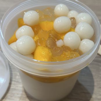 Hui Lau Shan - Coconut Jelly Mango - Desserts Near Me - Milpitas, California