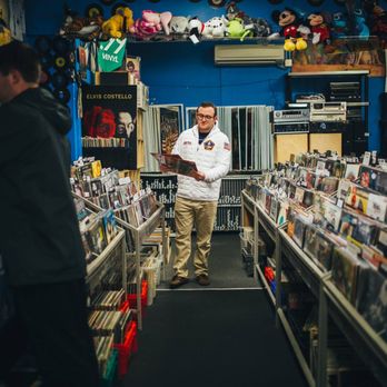 Spinnaker Records - Browsing. - Music & DVDs Near Me - Hyannis, Massachusetts Spinnaker Records - Browsing. - Music & DVDs Near Me - Hyannis, Massachusetts