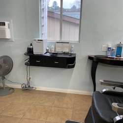 Backyard Barbershop - Inside backyard barbershop