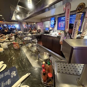 The Palace Station Oyster Bar - Show Kitchen - Seafood Near Me - Las Vegas, Nevada