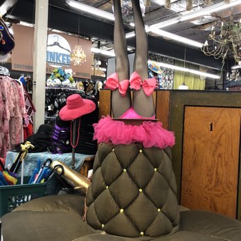 Junkee Clothing Exchange - Used, Vintage & Consignment Near Me - Reno, Nevada Junkee Clothing Exchange - Used, Vintage & Consignment Near Me - Reno, Nevada