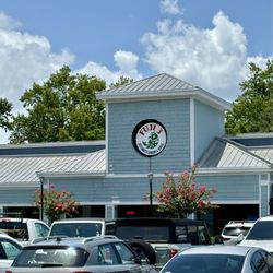 Fuji Sushi Mandarin - From the parking lot