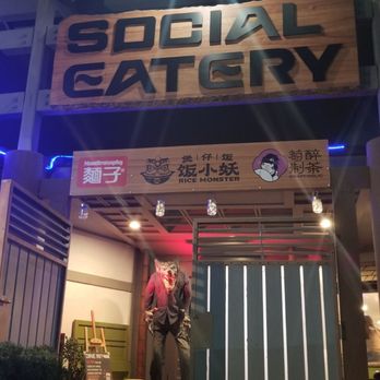 Rice Monster - Entrance with deco for Halloween - Asian Fusion Near Me - Millbrae, California