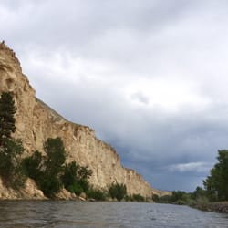 Rawhide Outfitters - One of dozens of beautiful views along the Salmon River.