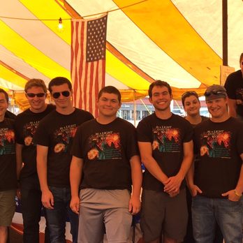 Lee's Summit/ Hillcrest Fireworks Tent - We know fireworks. Come let us help you! - Fireworks Near Me - Lee's Summit, Missouri Lee's Summit/ Hillcrest Fireworks Tent - We know fireworks. Come let us help you! - Fireworks Near Me - Lee's Summit, Missouri