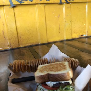 RelicRoad Brewing - Southwestern Burger & Relic Chips - Breweries Near Me - Winslow, Arizona RelicRoad Brewing - Southwestern Burger & Relic Chips - Breweries Near Me - Winslow, Arizona