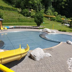 Schwimmbad u Freizeitanlagen
