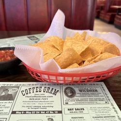 Taqueria Guadalajara - Chips and salsa