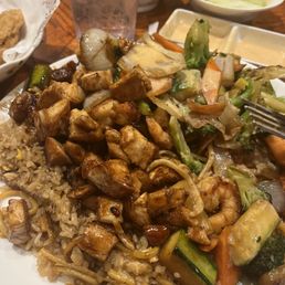 L19. Steak, Shrimp and Chicken Hibachi