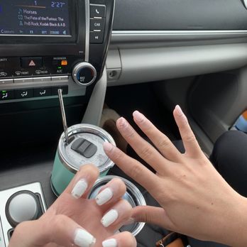 Caesars Nail Spa - Nail Salons Near Me - Tacoma, Washington