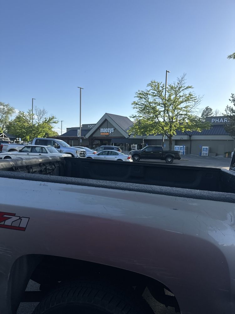 MACEY’S MARKET SUGAR HOUSE Updated August 2024 1638 S 900th E, Salt Lake City, Utah