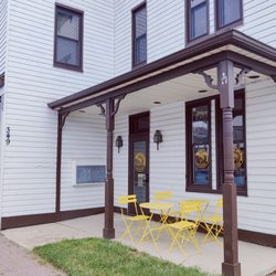 Crepes On Main - Out front