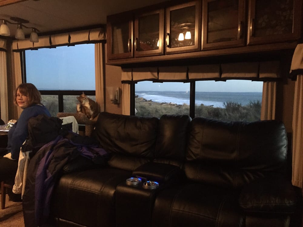 QUINAULT MARINA & RV PARK Updated August 2024 35 Photos & 14