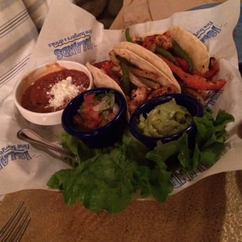 Islands Restaurant - Baja tacos - Burgers Near Me - Manhattan Beach, California