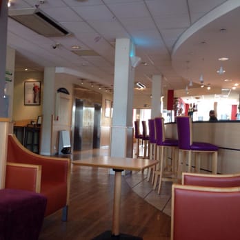 Hôtel Ibis Dijon Gare - Le bar - Hotels Near Me - Dijon, 21 Hôtel Ibis Dijon Gare - Le bar - Hotels Near Me - Dijon, 21