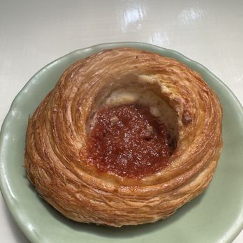 Panadería Rosetta - Guava Pastry - Bakeries Near Me - Ciudad de Mexico, DIF