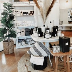 True Addiction Boutique