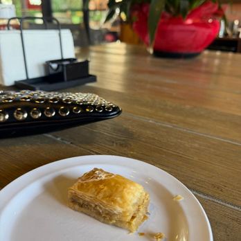 Mito's Döner Kebap - Walnut Baklava - Mediterranean Near Me - Pomona, California