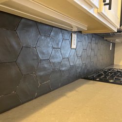 Aahsome Tile - Backsplash tiling