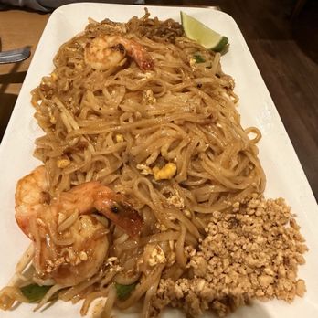Tamarind Thai Restaurant - Pad Thai with shrimp - Thai Near Me - La Mesa, California