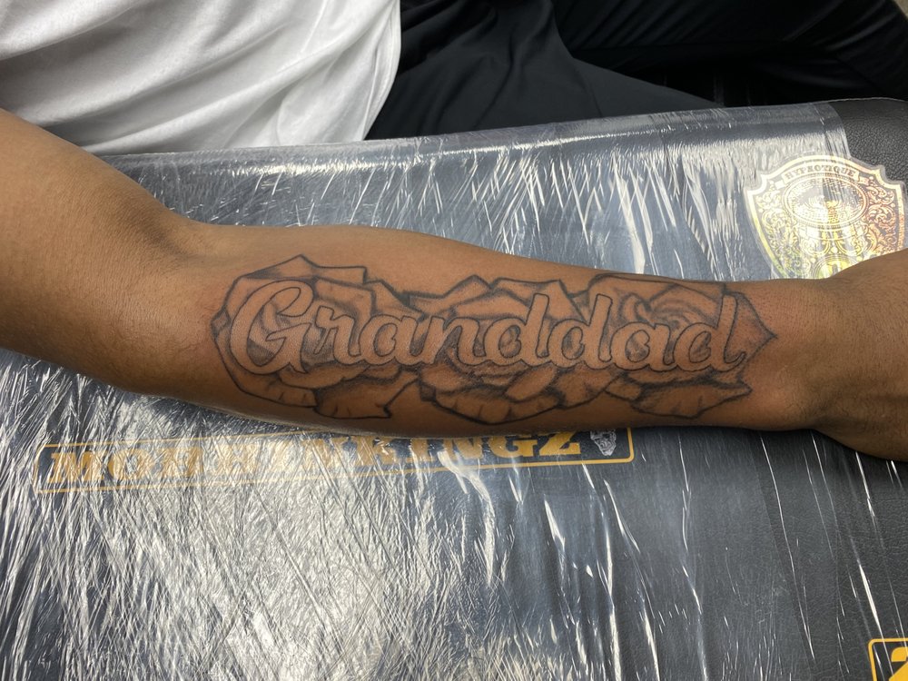 HYPNOTIQUE INK 229 Photos 222 Smallwood Village Ctr, Waldorf