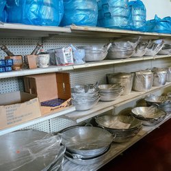 Rexel Pacific Fish Market - Pots & pans