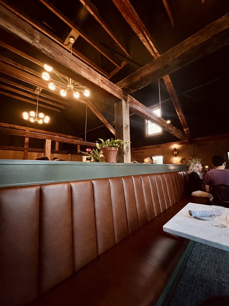 Wandby Landing, Kennebunk Roadtrippers