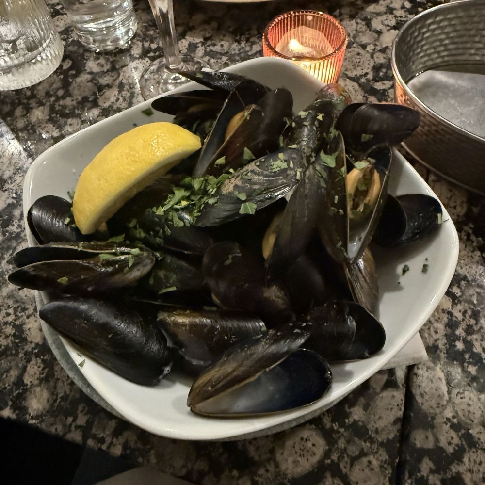 Fishers In The City - Mussels - Seafood Near Me - Edinburgh, EDH Fishers In The City - Mussels - Seafood Near Me - Edinburgh, EDH