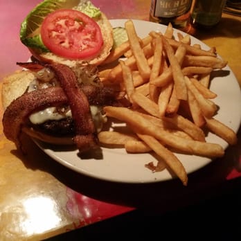 The George - Bacon cheese burger,  it was amazing.  The george is the #1 spot in vail village. - American Near Me - Vail, Colorado