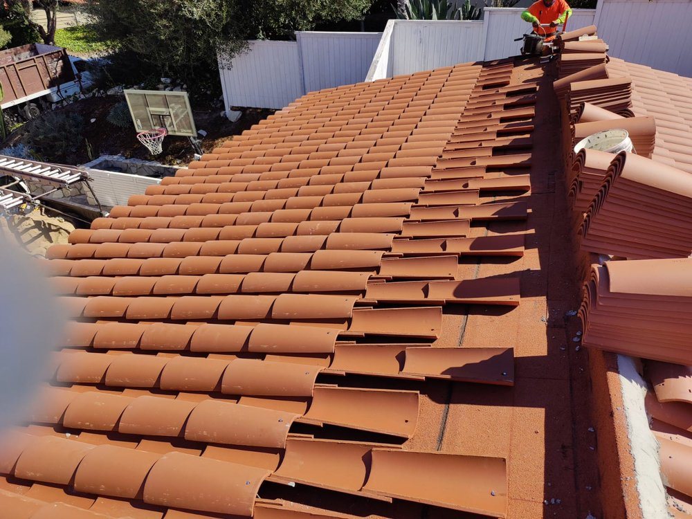 Slide of Johnson & Ramirez Roofing