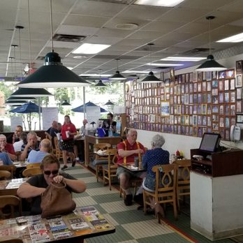 The Big Rig 2 - Dining area - Diners Near Me - Deland, Florida