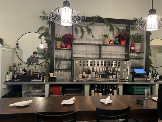 Pearl Street Wine Market & Cafe by null