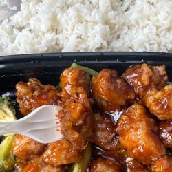 No 1 Chinese Kitchen - General Tso's (1/31/24)