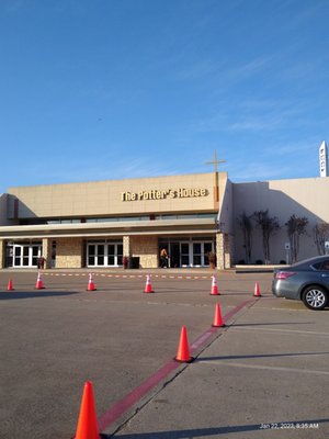 The Potter's House of Fort Worth by null
